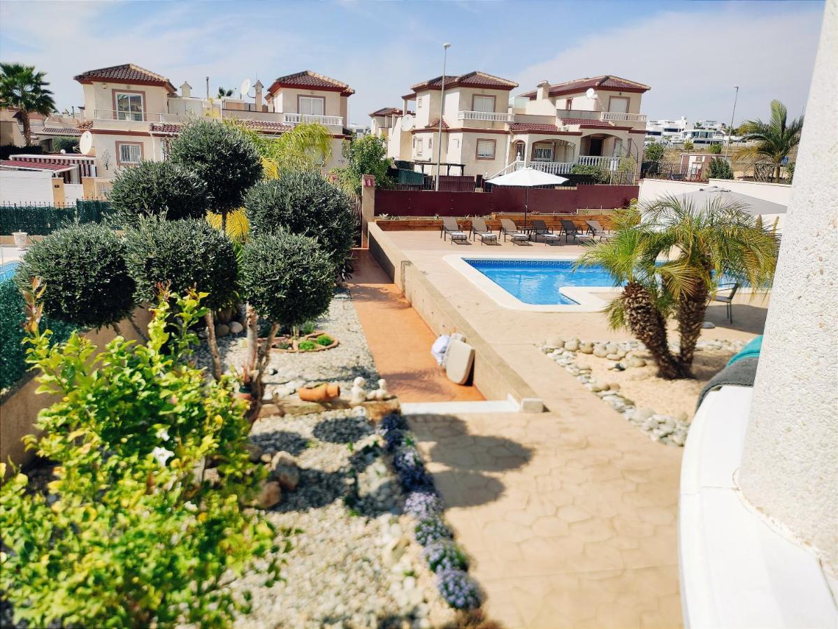 Fantastica Villa Familiar En La Marina San Fulgencio Esterno foto